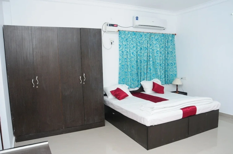 1 Bedroom Deluxe Twin room with city view