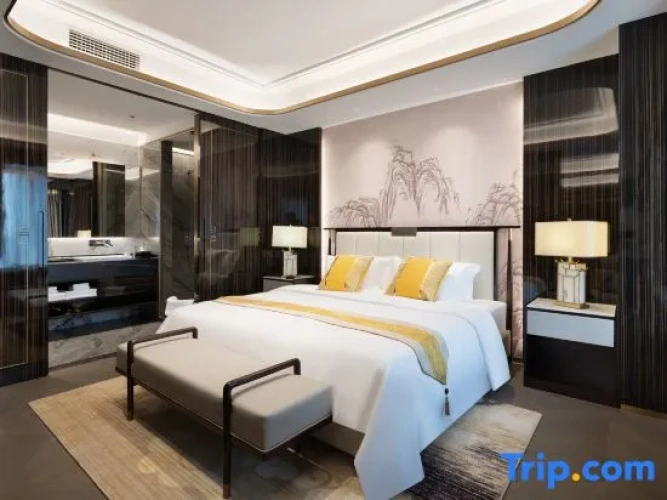 Premier Suite