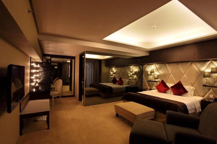 The Amaroossa Hotel