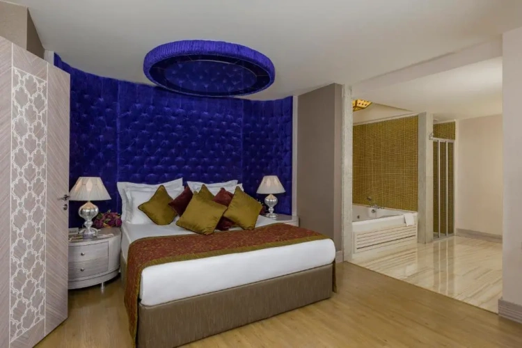 Double Suite