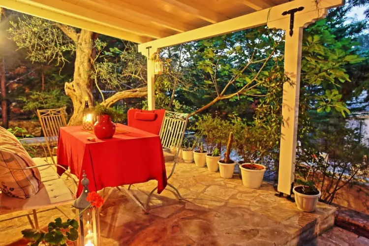Kitrini Luxury Cottage