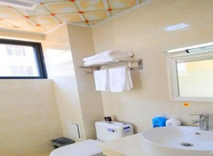 Mingge Busniess Hotel