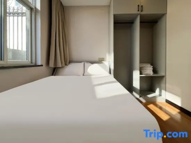 2 Bedrooms Double Suite