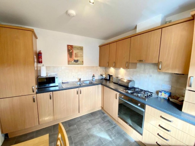 2 Bedrooms Apartment