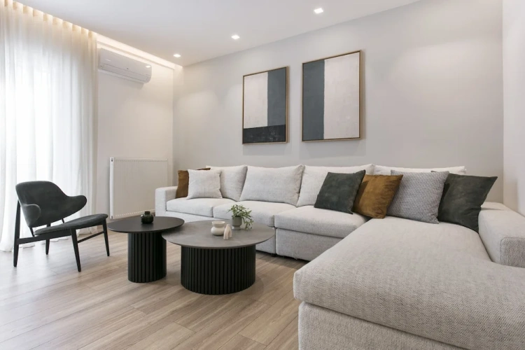 3 Bedrooms Luxury Apartment