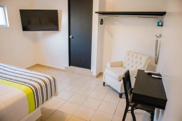 Deluxe Single room