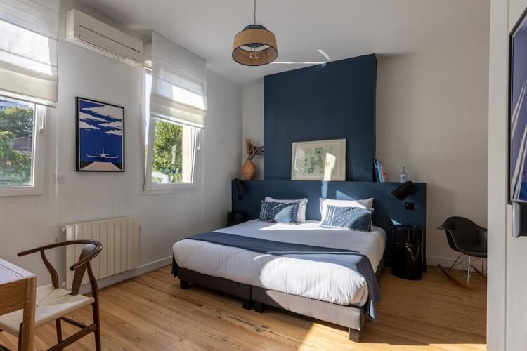 Deluxe Double room with city view