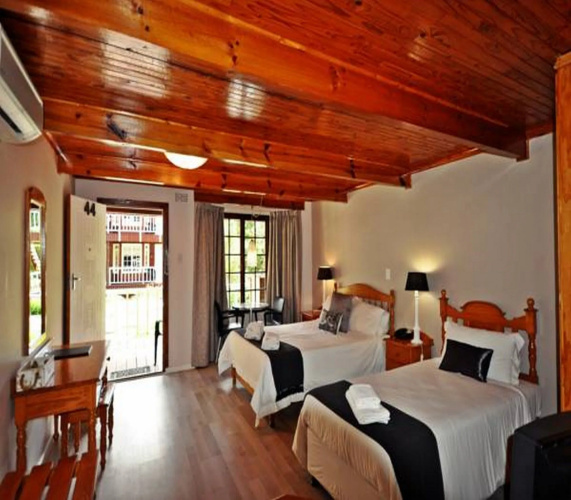 Tsitsikamma Village Inn