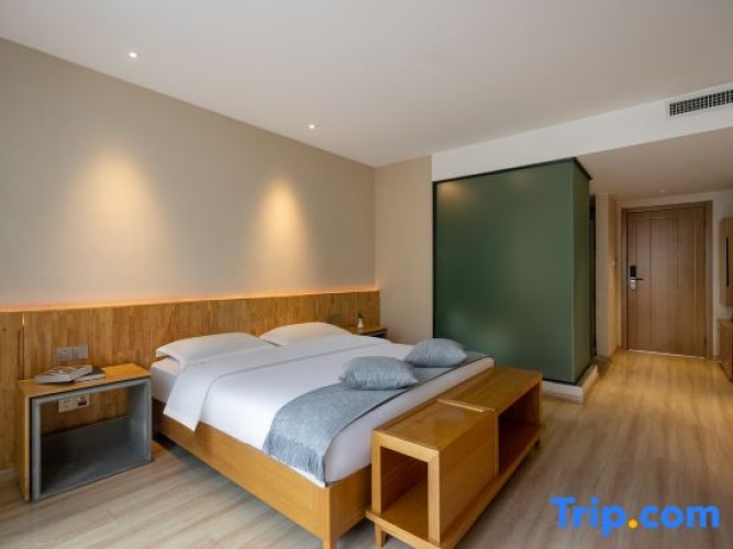 Standard Double room with river view