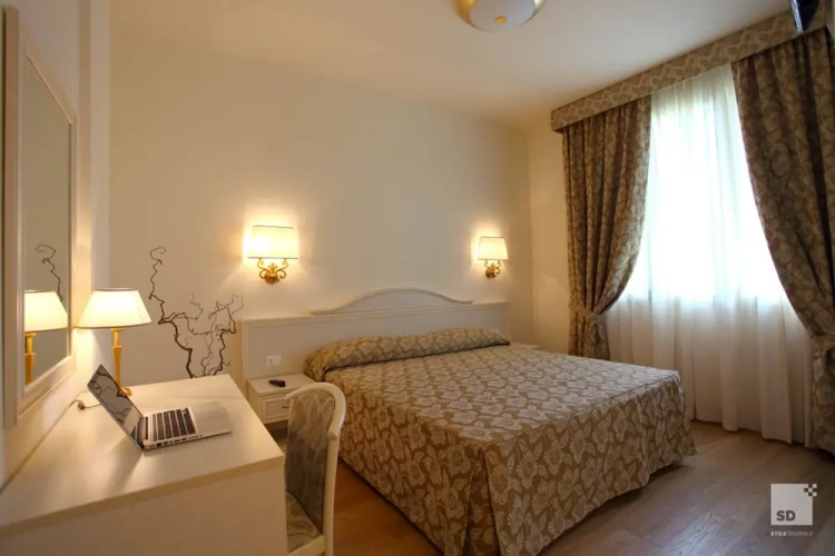 Premium Triple room