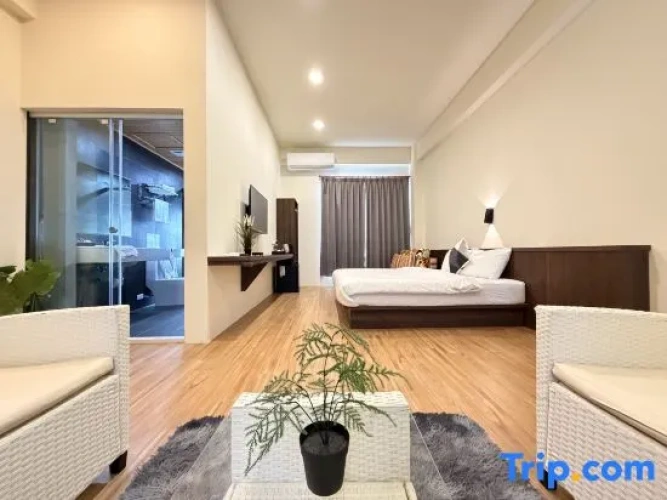 Standard Double room with garden view
