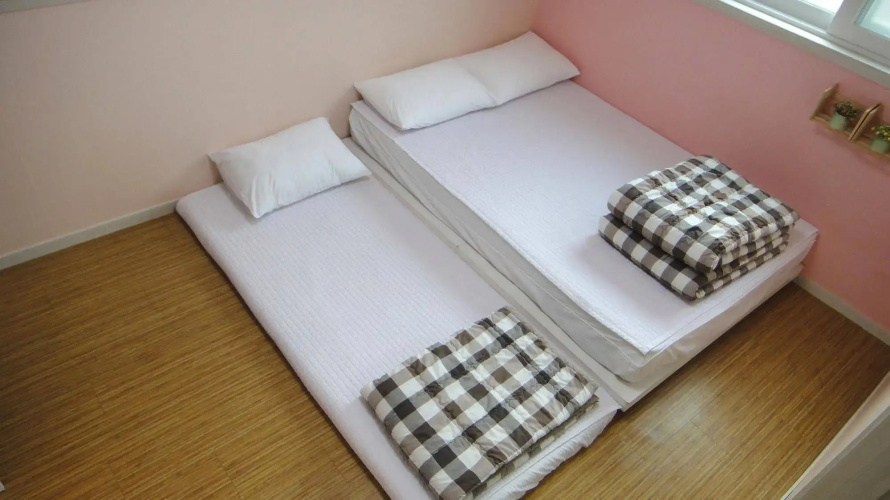 BB Hongdae Hostel