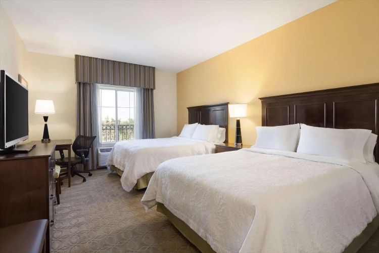 Hampton Inn & Suites San Bernardino