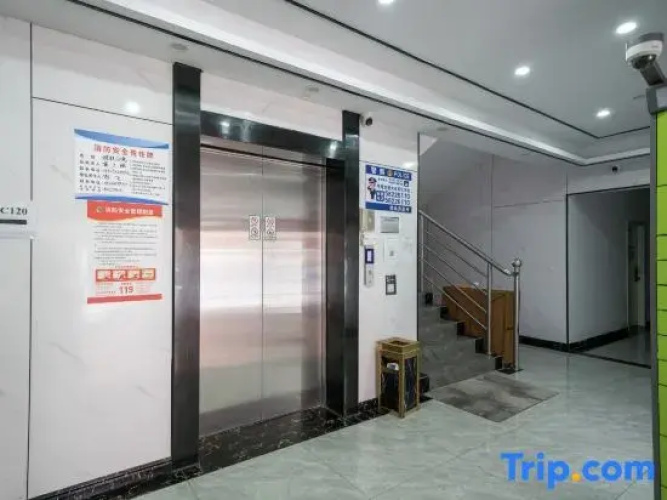 Luhang Apartment