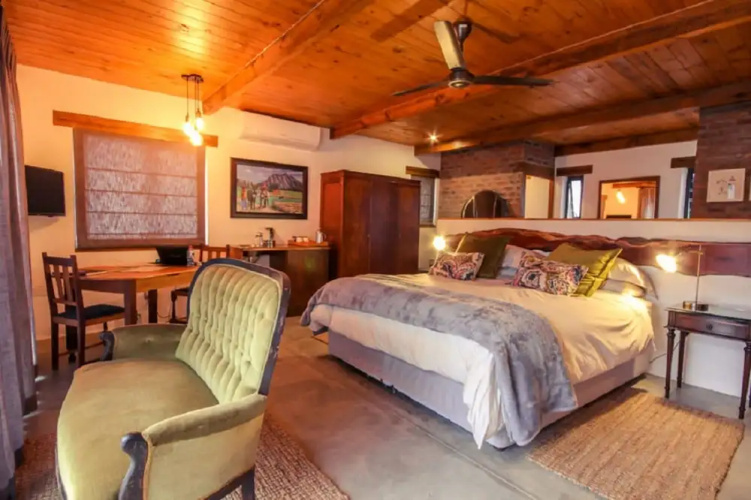 Duikersdrift Winelands Country Escape