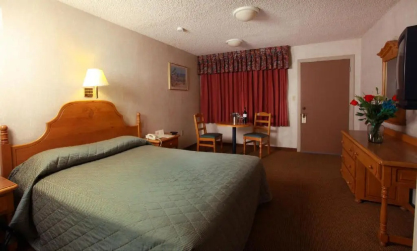 Hotel La Villa de Zaragoza