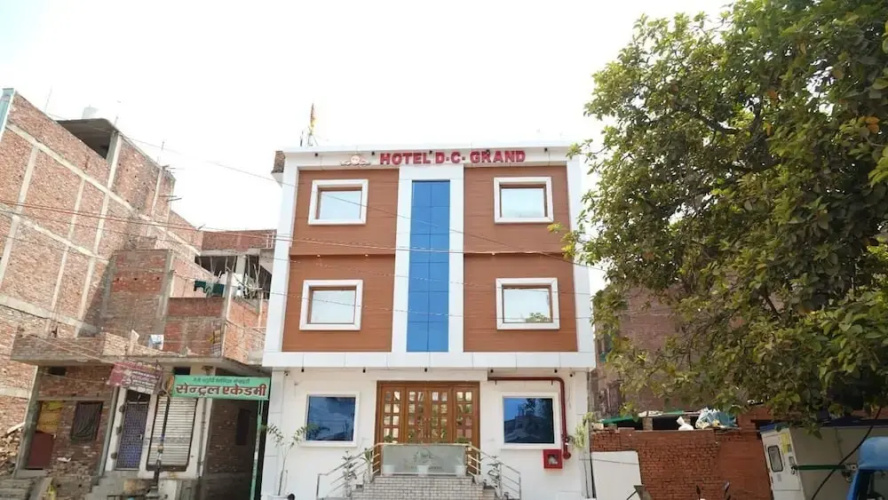 Hotel D C Grand