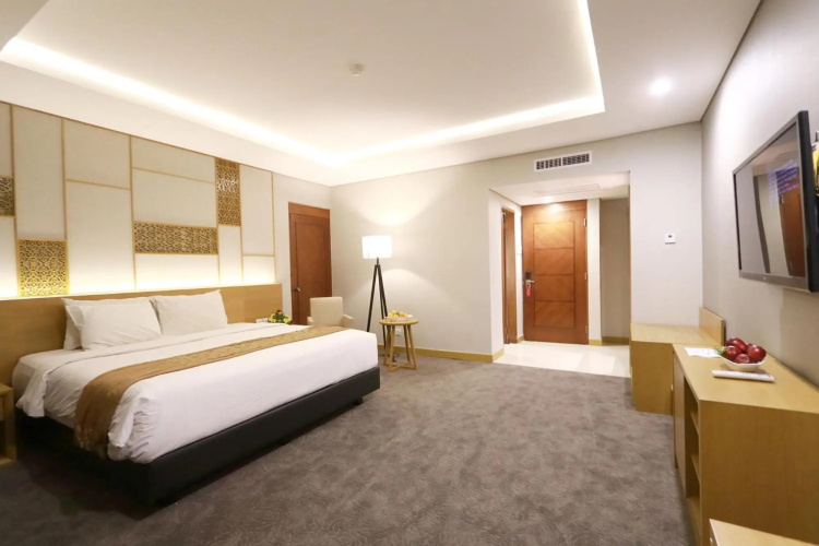 Patra Semarang Hotel & Convention