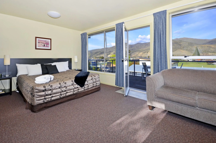 Central Gateway Motel