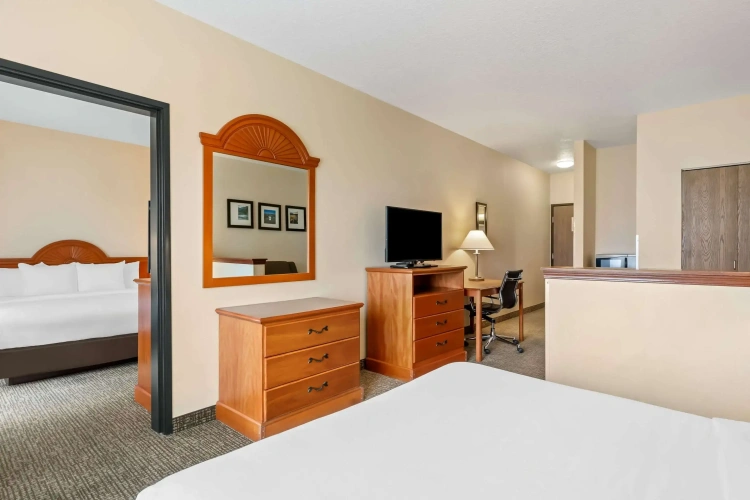 Double Suite