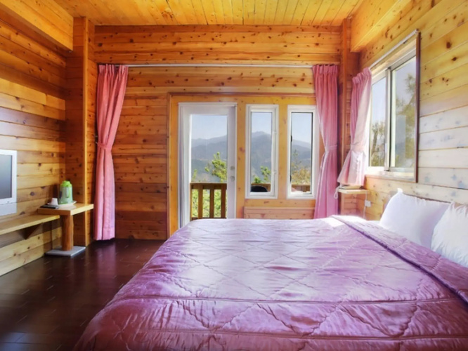 Dindai Glass Vacation Villa