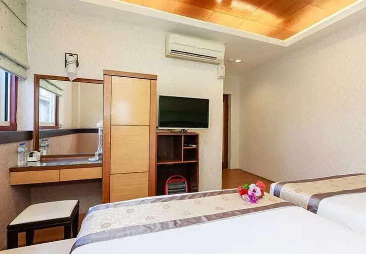 Daddy Chin Hostel