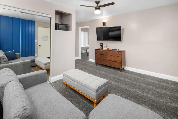 Quadruple Suite