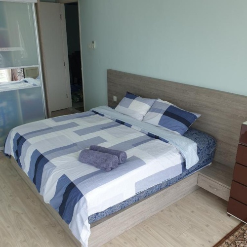 3 Bedrooms Apartment