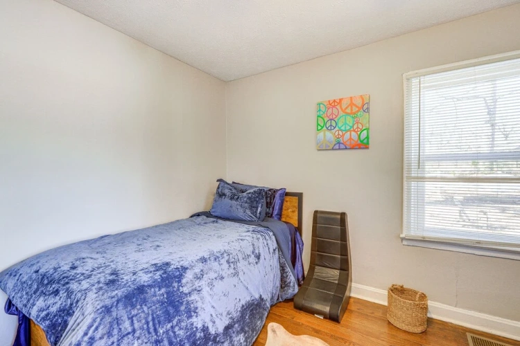 3 Bedrooms Cottage