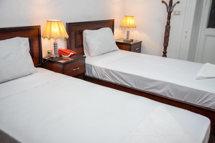 Standard Twin room with balcony