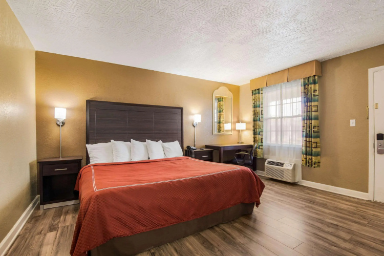 Rodeway Inn