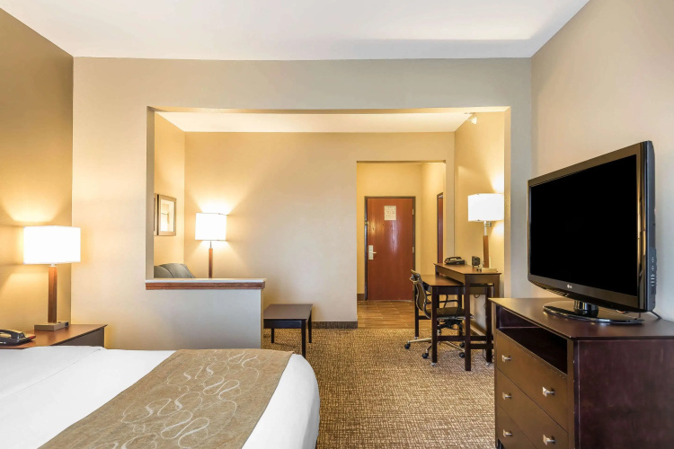 Comfort Suites Fort Wayne North