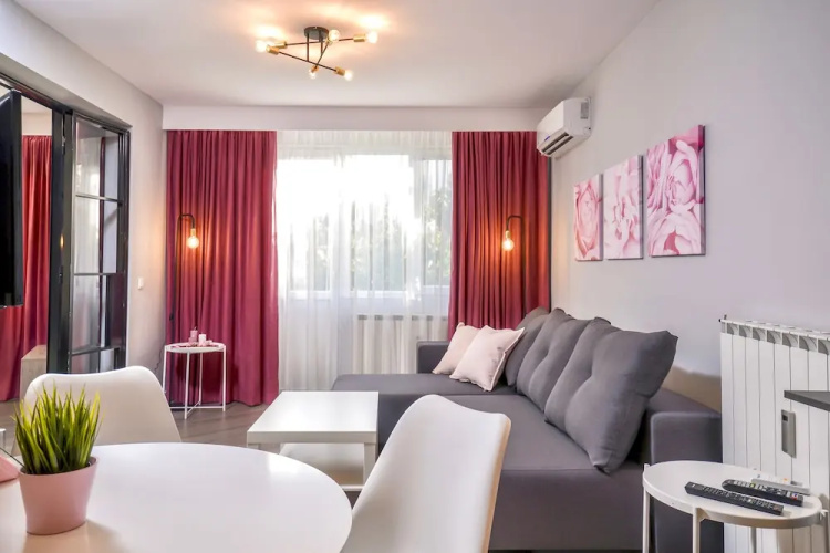 FM Luxury 1-BDR Apartment - ROSE