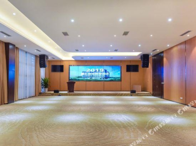 Deluxe Double Suite
