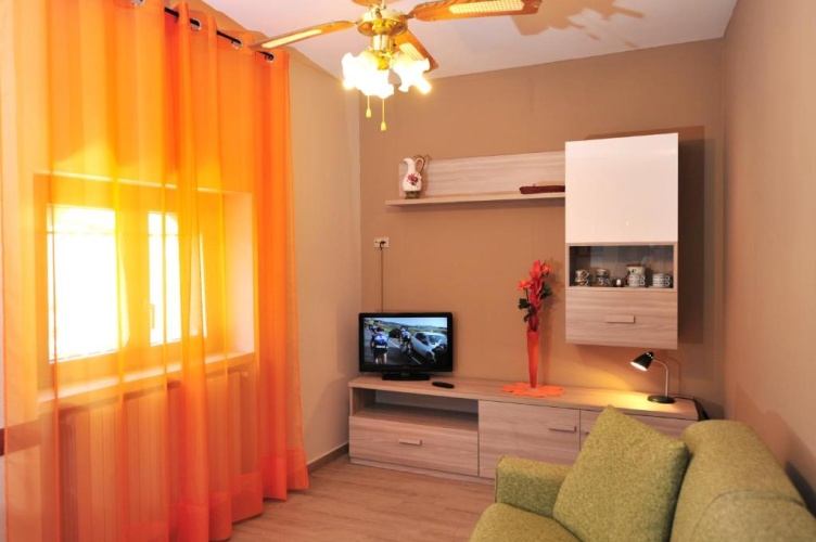 2 Bedrooms Double Apartment with mountain view