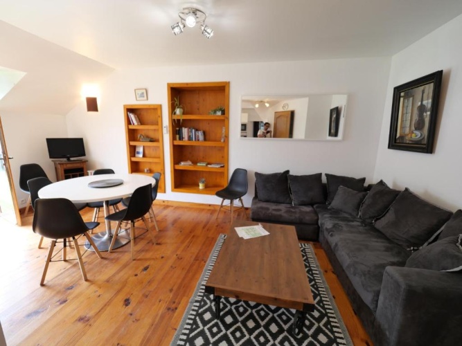 3 Bedrooms Double Apartment