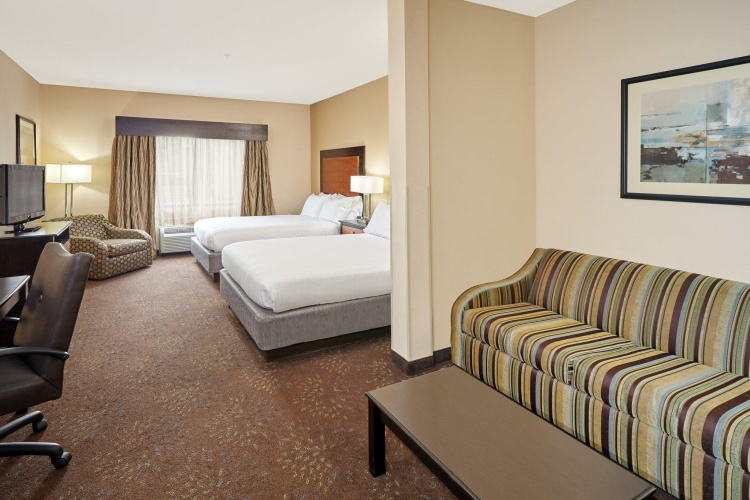 Quadruple Suite