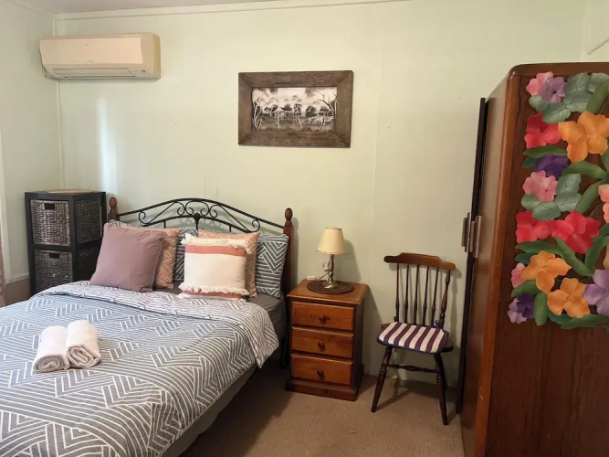 XYL guests house