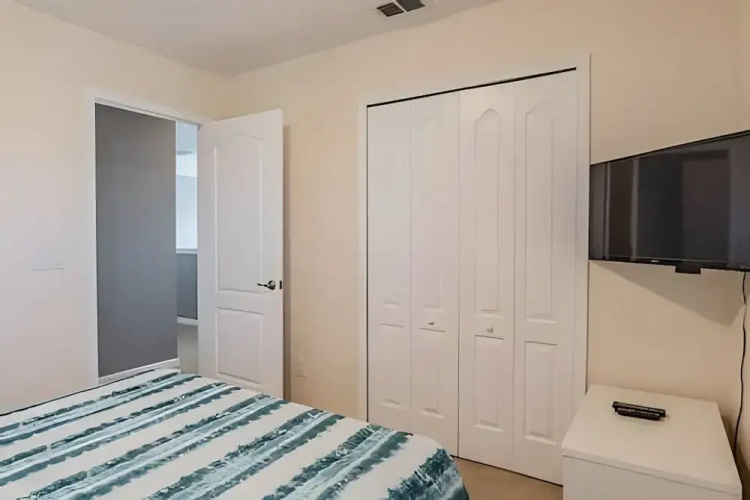 Solterra 6br, 4 Ensuites, Pool & Game Room