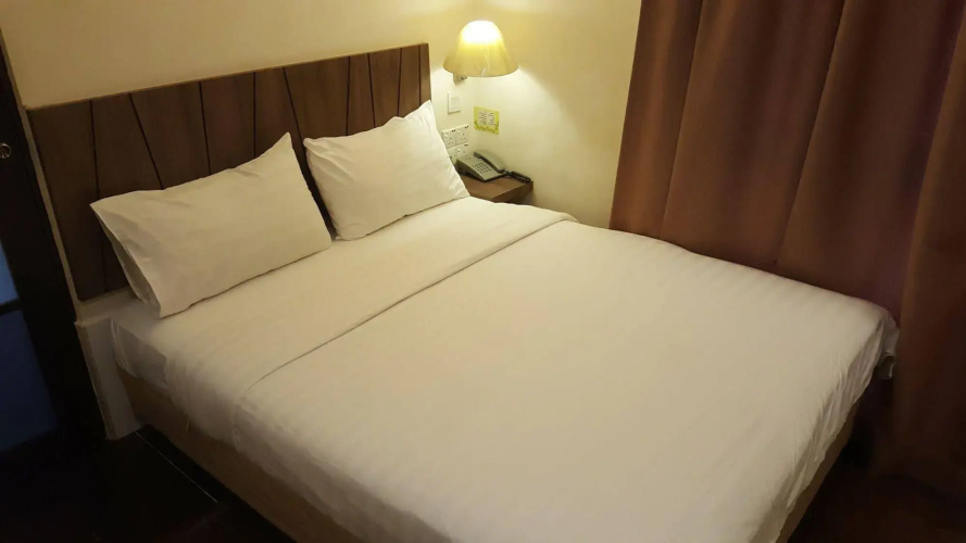 9 Square Hotel - Kota Damansara
