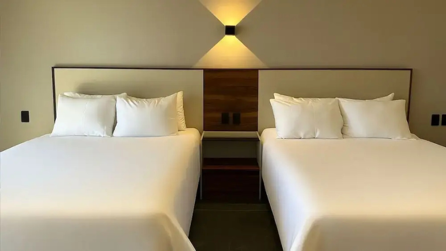 Hotel Suites Regente