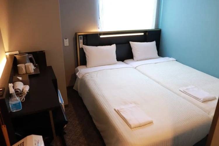 Compact Twin room