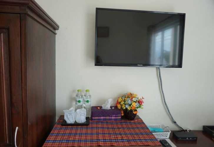 Reun Pon Aek Hotel