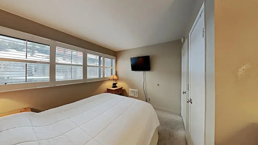 512 2 Bedroom Home