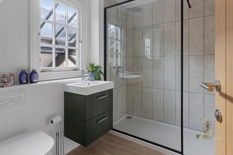 Luxe Courtyard Apt - Exeter City Centre