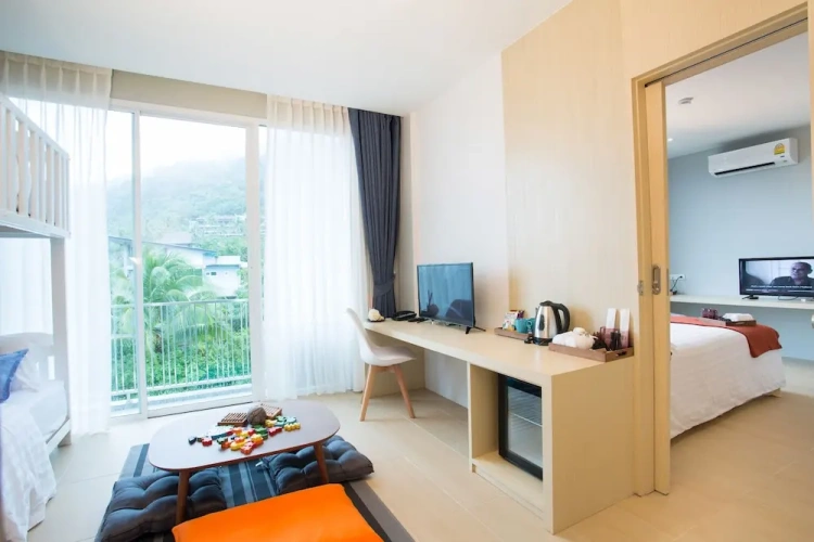 Deluxe Family room with balcony