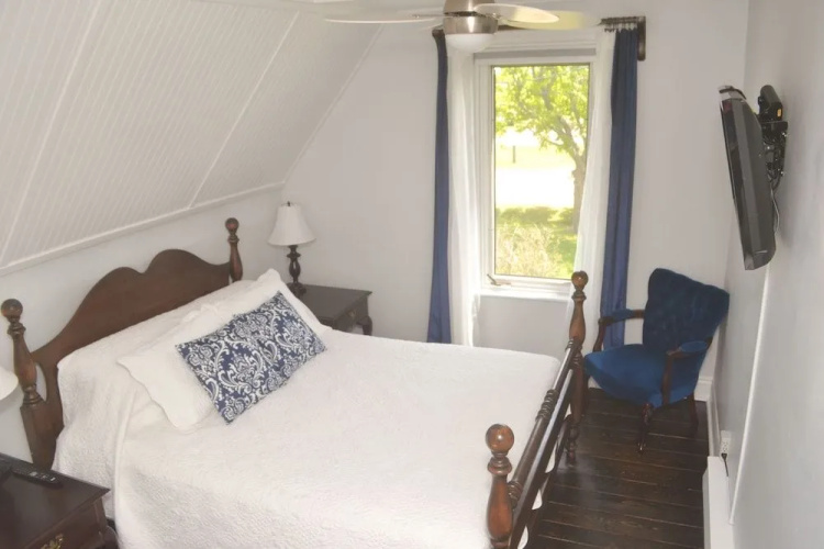 Sea Glass Bed and Breakfast