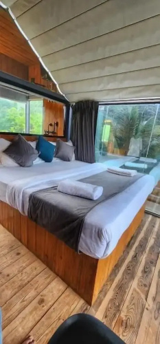 Nyast Valley Resort