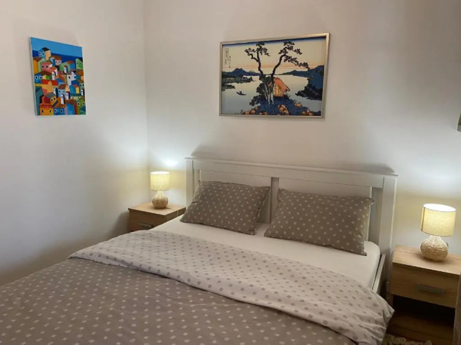 Apartment No. 9