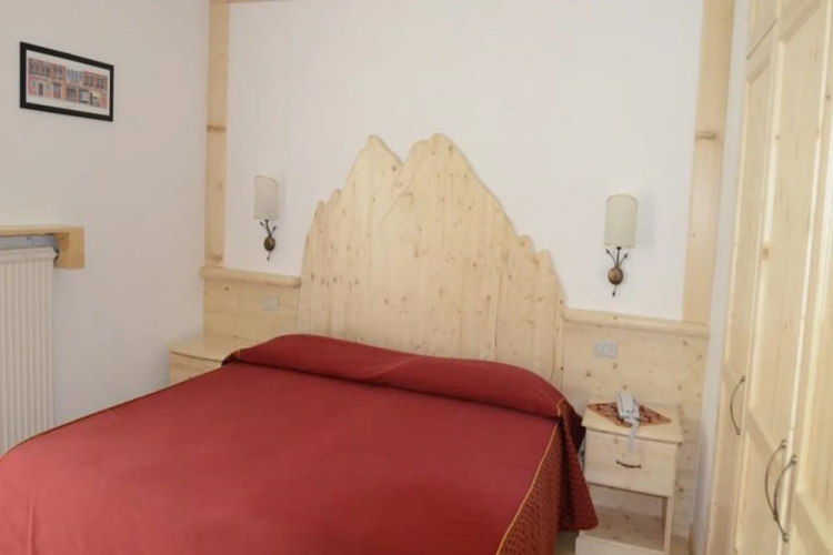 Hotel Corona